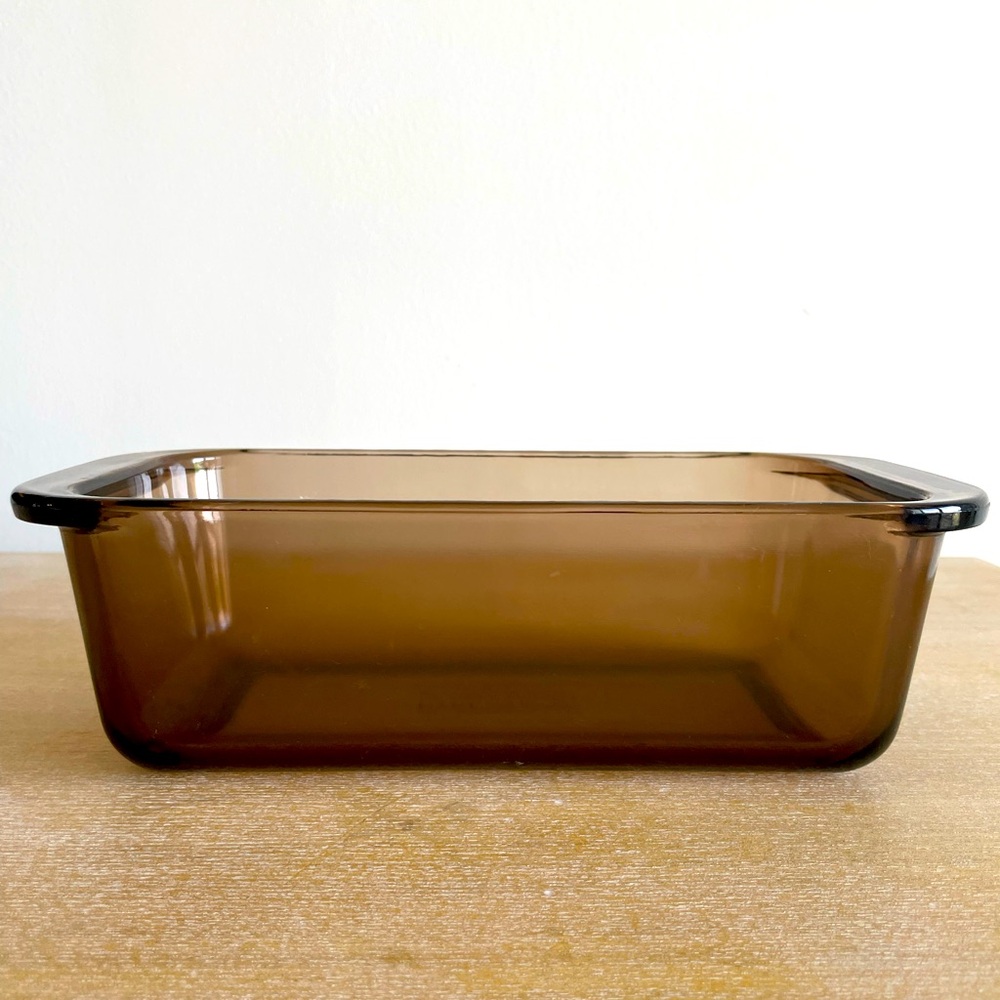 PYREX (all caps) Corning 213 Amber/Brown  1.5 Quart Bread Loaf Pan Dish